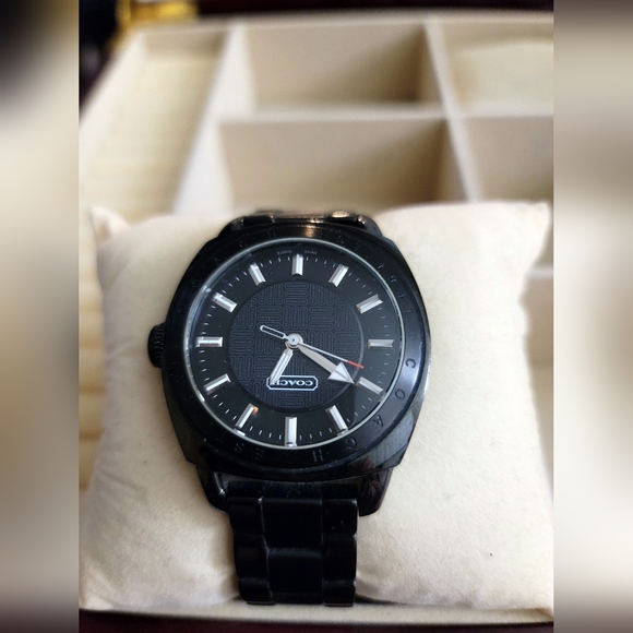 Coach Watch - Picture 9 of 9